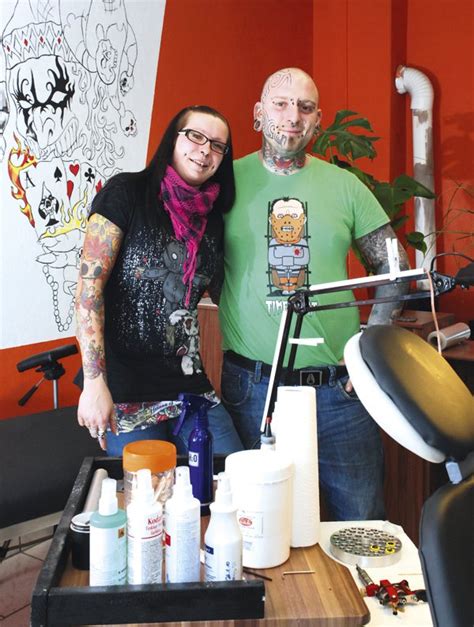Tattoo- und Piercingstudio